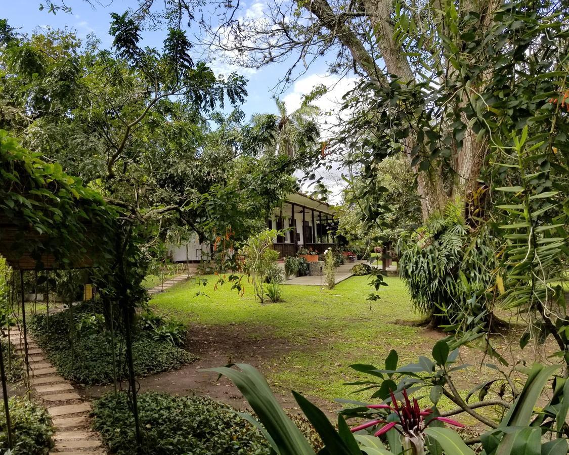 Hacienda Castilla Hotel Pereira Exterior photo